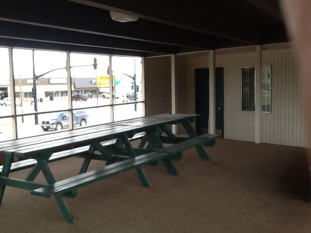 Silver Spur Motel Lander Exterior photo